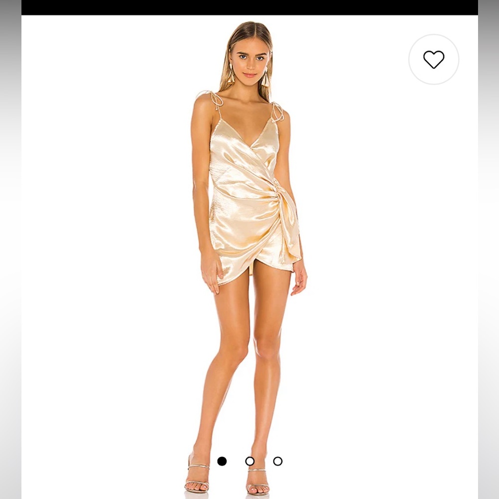 So flattering! Worn once - perfect condition!